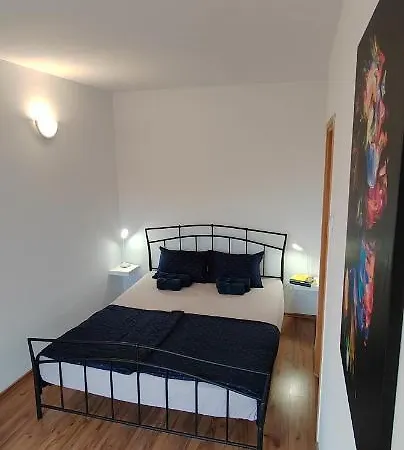 Magdalena * Πούλα